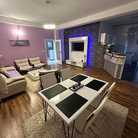 מוסטר Riaho Apartment מראה חיצוני תמונה