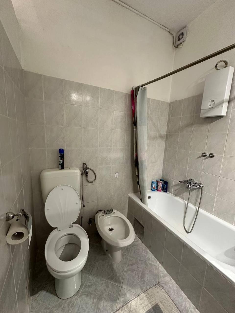 מוסטר Riaho Apartment מראה חיצוני תמונה
