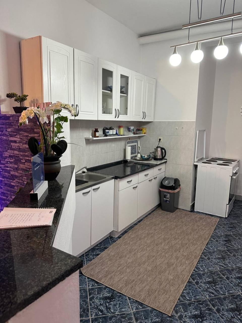 מוסטר Riaho Apartment מראה חיצוני תמונה